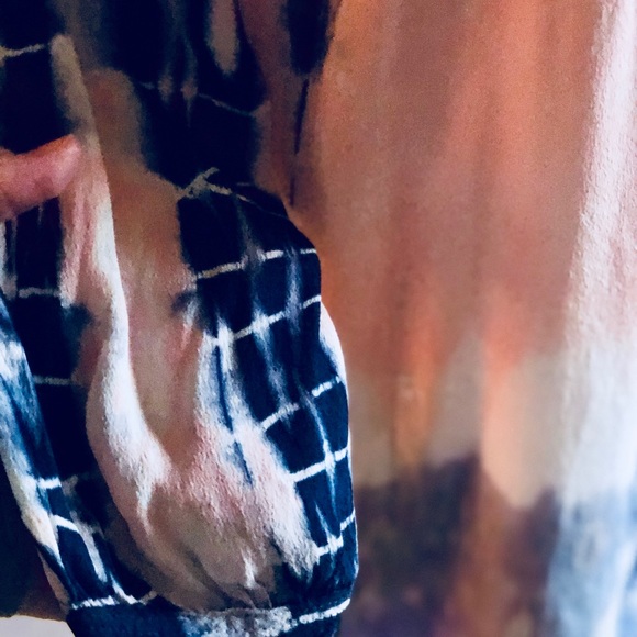 🆕 ❗️LAST ONE❗️ALUNA LEVI PEASANT TOP ☮️ - Picture 4 of 6